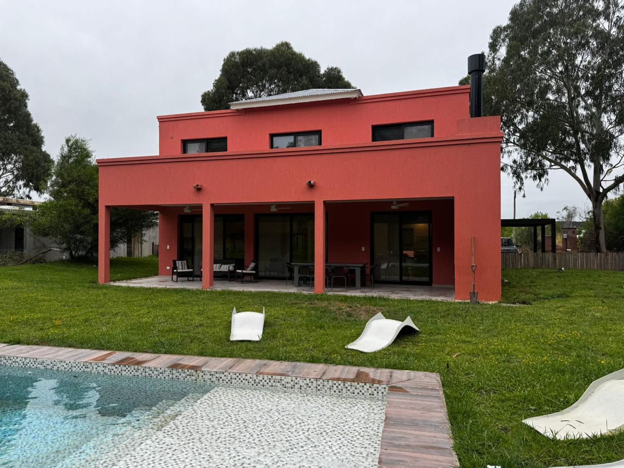 Casa en venta Febrero 2026 3 dormitorios  con pileta  Barrio Ecuestre  Costa Esmeralda