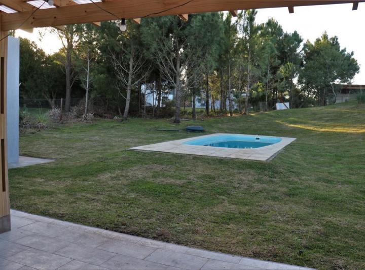 Casa en alquiler   4 dormitorios  Pileta Temporada  Enero /Febrero 2026 Costa Esmeralda Deportiva 1 4