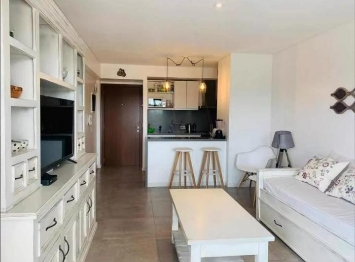 Departamento de 2 ambientes en alquiler temporada Enero/Febrero 2026  Costa Esmeralda 3