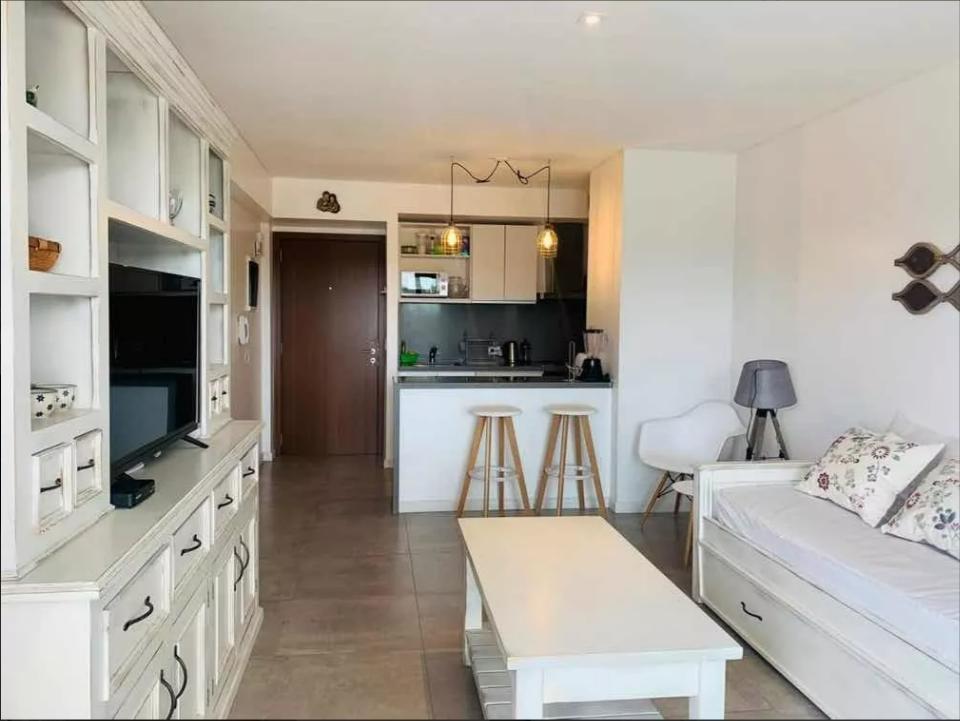 Departamento de 2 ambientes en alquiler temporada Febrero 2026  Costa Esmeralda