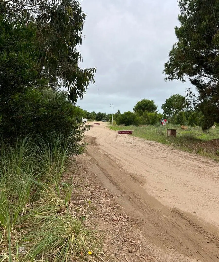 LOTE EN VENTA Interno    BARRIO ECUESTRE   COSTA ESMARALDA 4