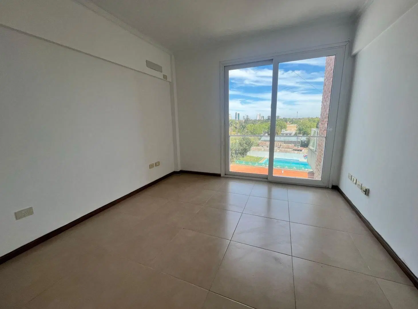 Departamento en Venta Dos Ambientes cochera y baulera en Paseo Victorica, Tigre 4