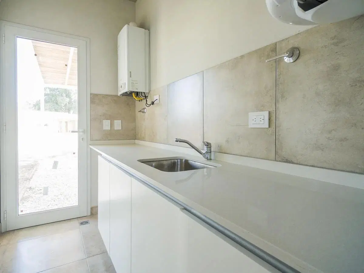 Casa en Alquiler Barrio San Matías Maschwitz Área 2 4 Dormitorios Una Planta Lote Central 5