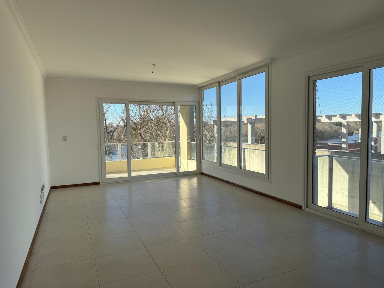 Foto de Departamento en Alquiler 3 ambientes con vista al rio Tigre, imagen 5