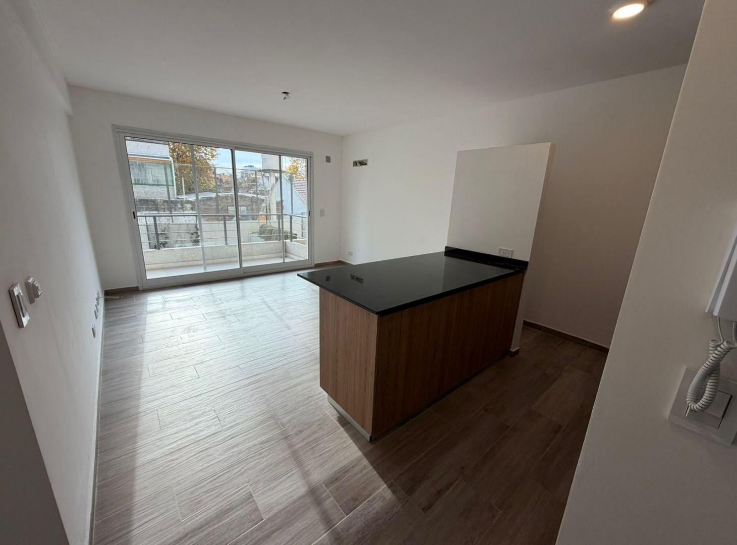 Foto de Departamento en venta 2 ambientes España al 300 Tigre, imagen 5