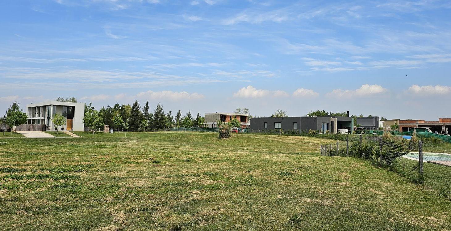 Foto de Lote en venta en el Naudir interno fondo libre Etapa 1 OPORTUNIDAD, imagen 1
