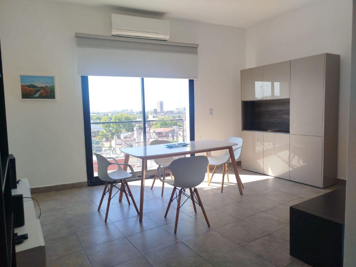HERMOSO 3 AMBIENTES CON DOS BALCONES AMUEBLADO EN EDIFICIO DE CATEGORÍA EN ALQUILER (62 MTS TOTALES)