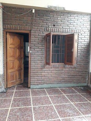CASA CON FONDO