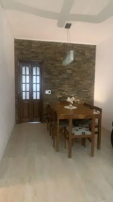 CASA CON FONDO Y PILETA!! 5