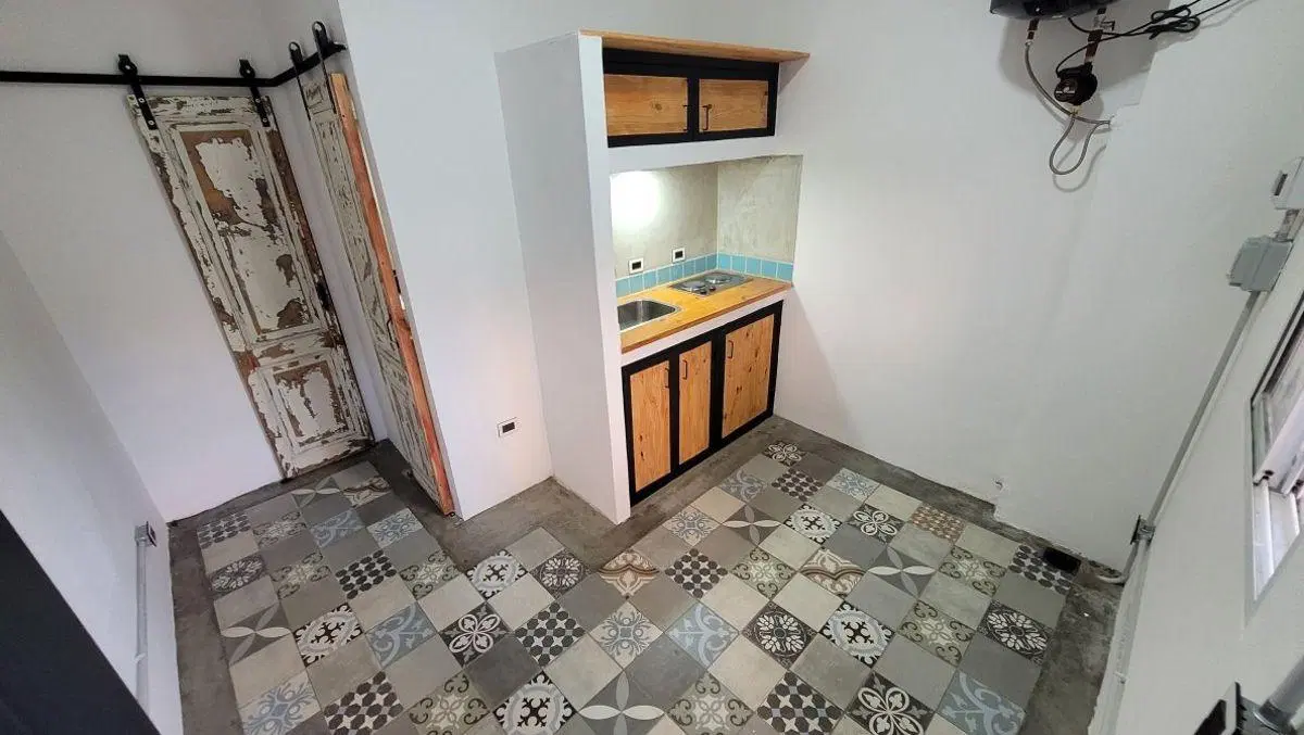 2 AMBIENTES CON PATIO 4