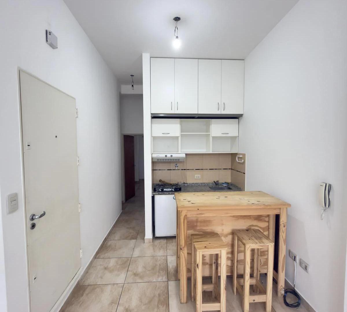 Foto de 2 AMBIENTES CON COCHERA!, imagen 3