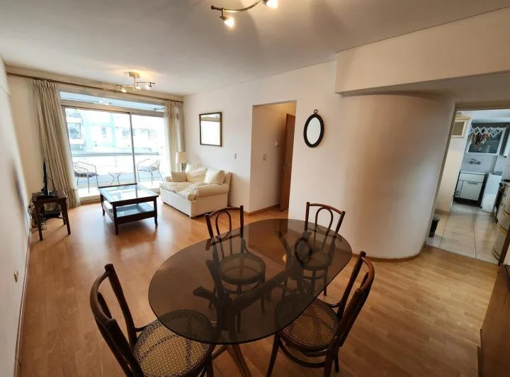 Departamento 3 ambientes amoblados en alquiler con balcon, lavarropas y piscina en colegiales 3
