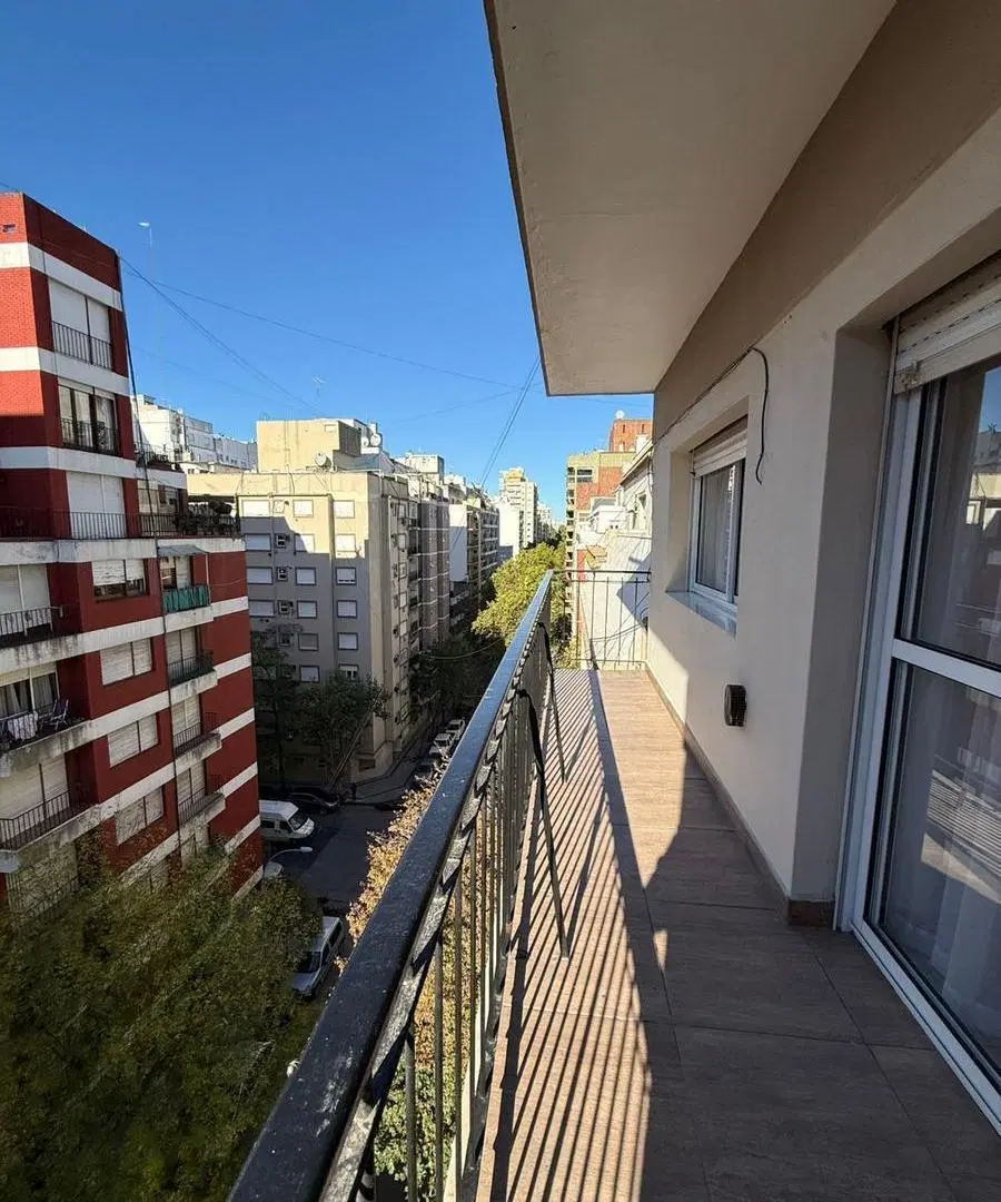 3 ambientes a la calle c/balcón, reciclado 3