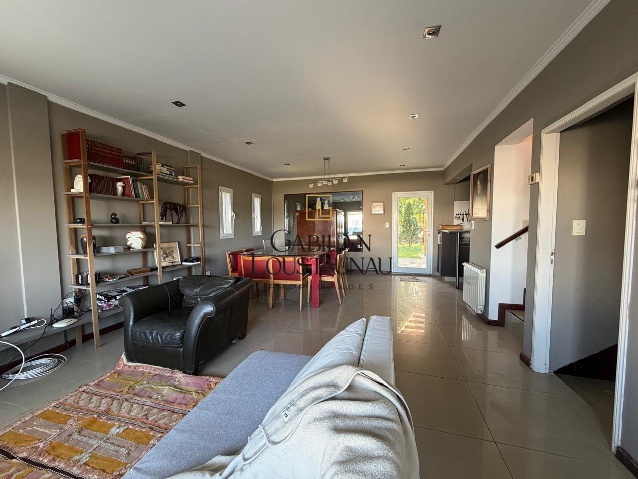 Foto de Casa de 5 dormitorios con quincho y amplio parque – Barrancas de San, imagen 1