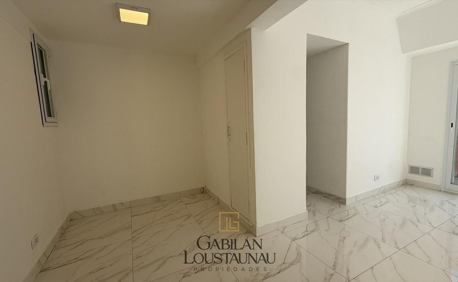 Foto de 3 ambientes a la calle ,vereda de sol c/ balcón, imagen 4