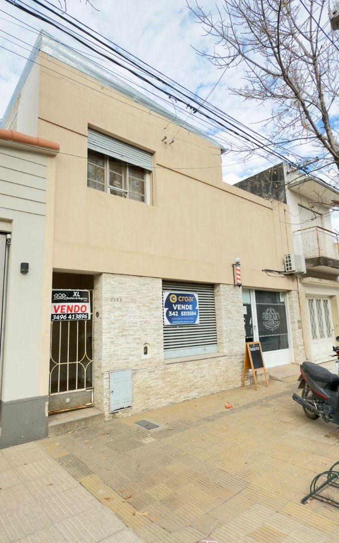 VENDO CASA CENTRICA EN ESPERANZA