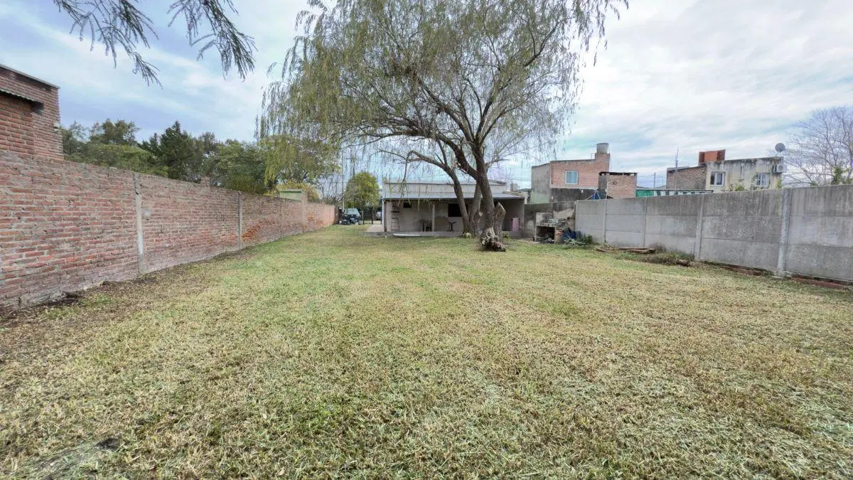 VENDO CASA QUINTA EN SAUCE VIEJO IDEAL FLIPPING REFORMAR MODERNIZAR 5