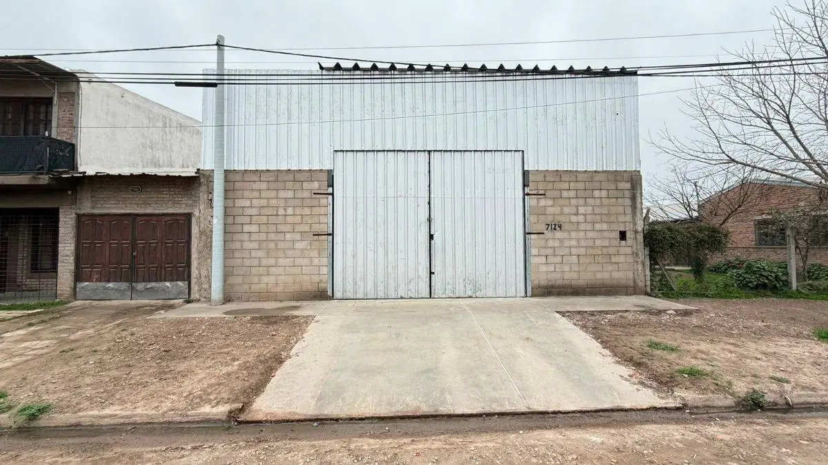 VENDO GALPÓN EN ZONA NORTE SANTA FE - FACIL ACCESO A AVENIDA FACUNDO ZUVIRIA. IDEAL INVERSIÓN 1