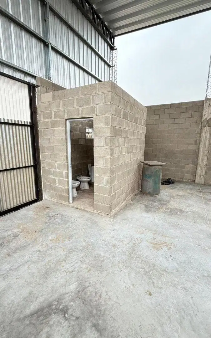 VENDO GALPÓN EN ZONA NORTE SANTA FE - FACIL ACCESO A AVENIDA FACUNDO ZUVIRIA. IDEAL INVERSIÓN 4