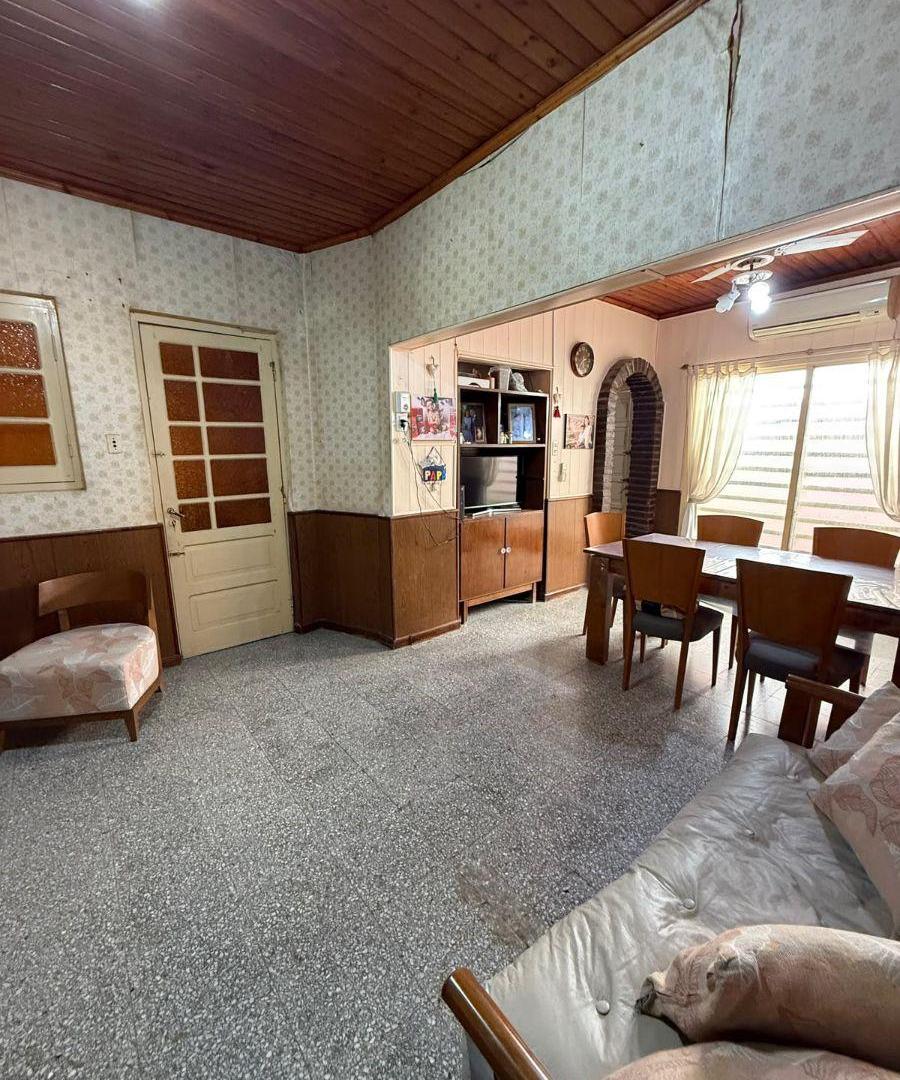 Foto de VENDO EXCELENTE CASA CENTRICA EN ESPERANZA, imagen 2