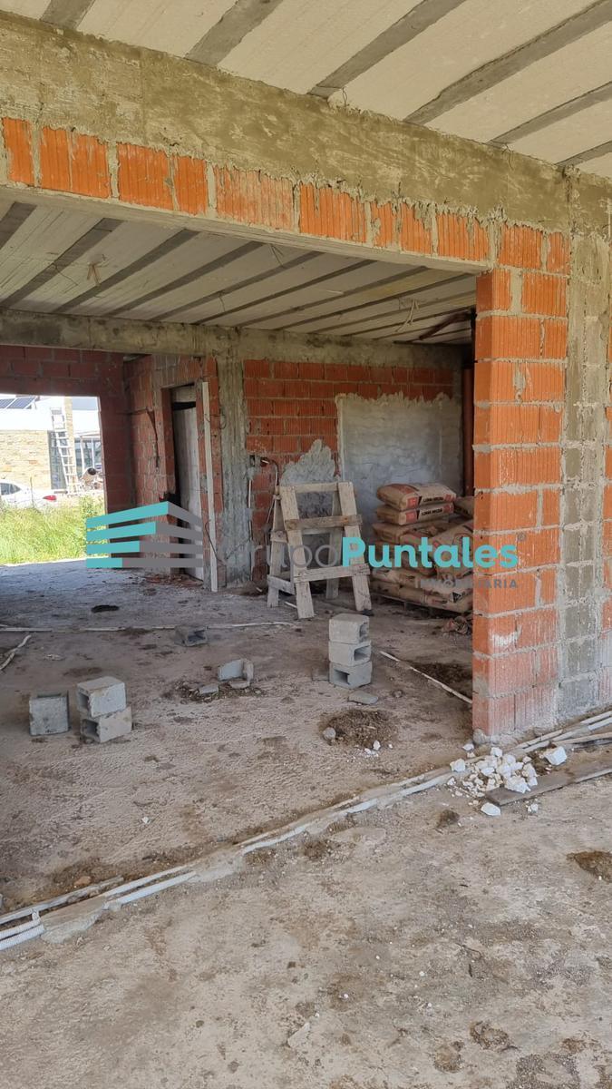 Casa en Lagos de Canning II, Obra Gris en El Estado en Que Se Encuentra, Oportunidad 3