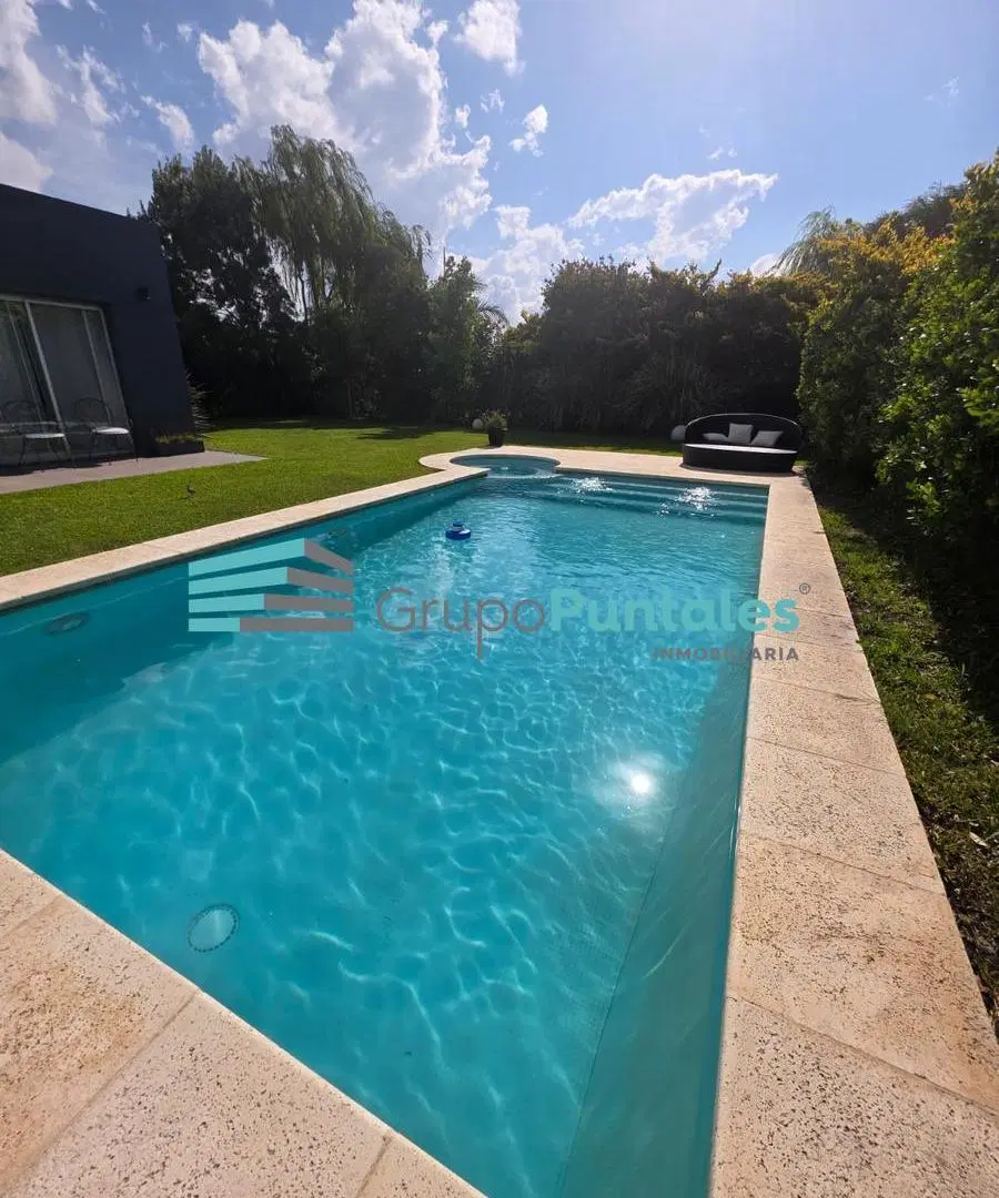Casa en venta en La Horqueta de Echeverría Canning APTA CREDITO 3 dormitorios 5