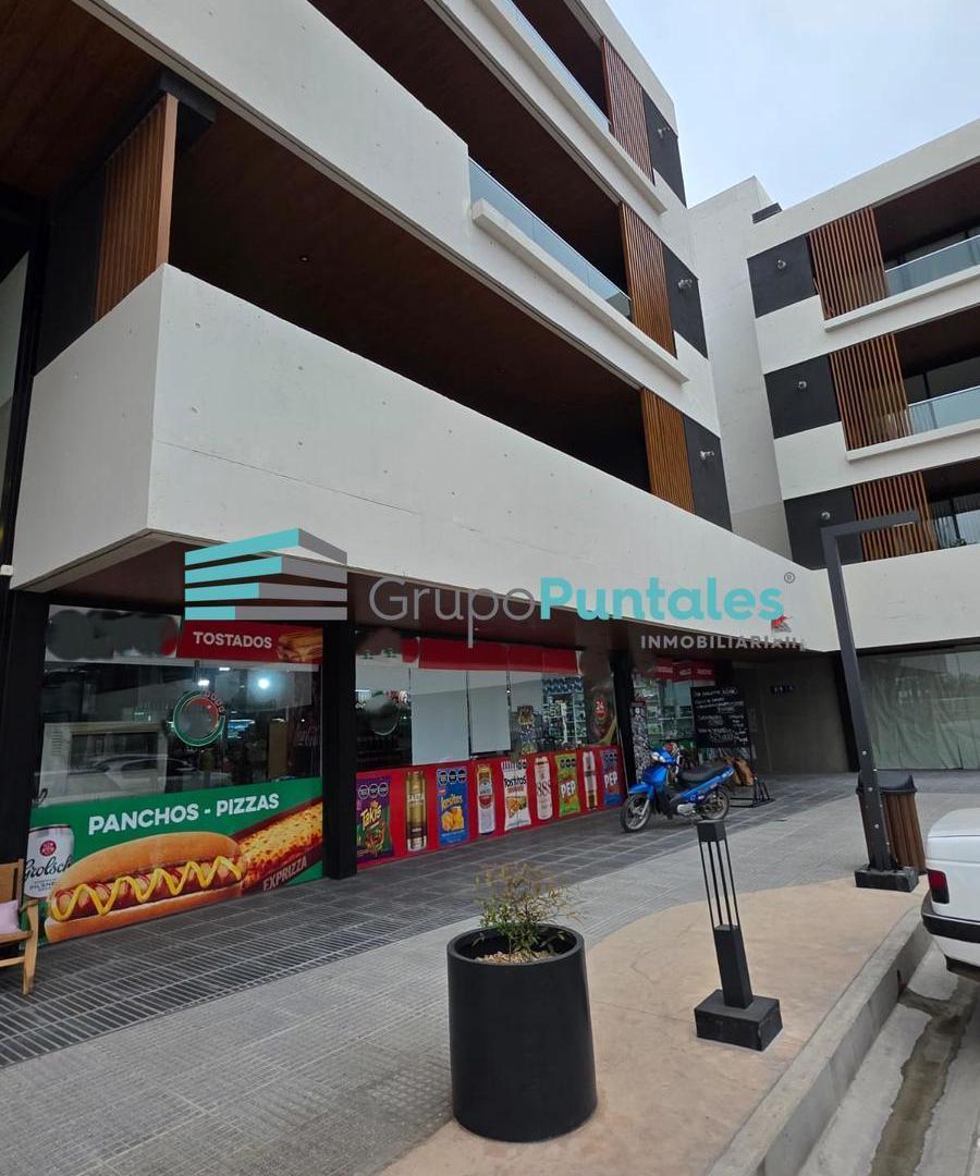 Foto de Local en alquiler en Canning de 105 m2 en complejo Via Vento, sobre, imagen 2