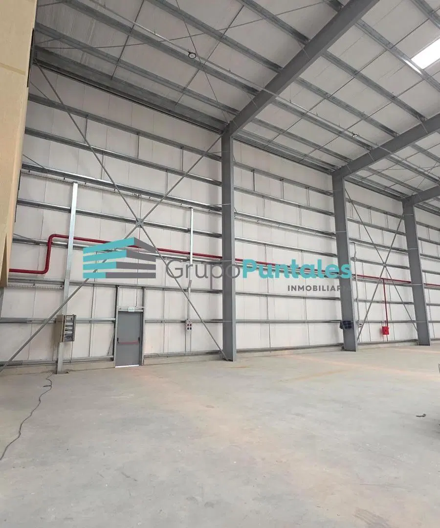Nave Industrial a estrenar de 3000 m2 construídos, sobre lote de 5000 m2 en Carlos Spegazzini 3