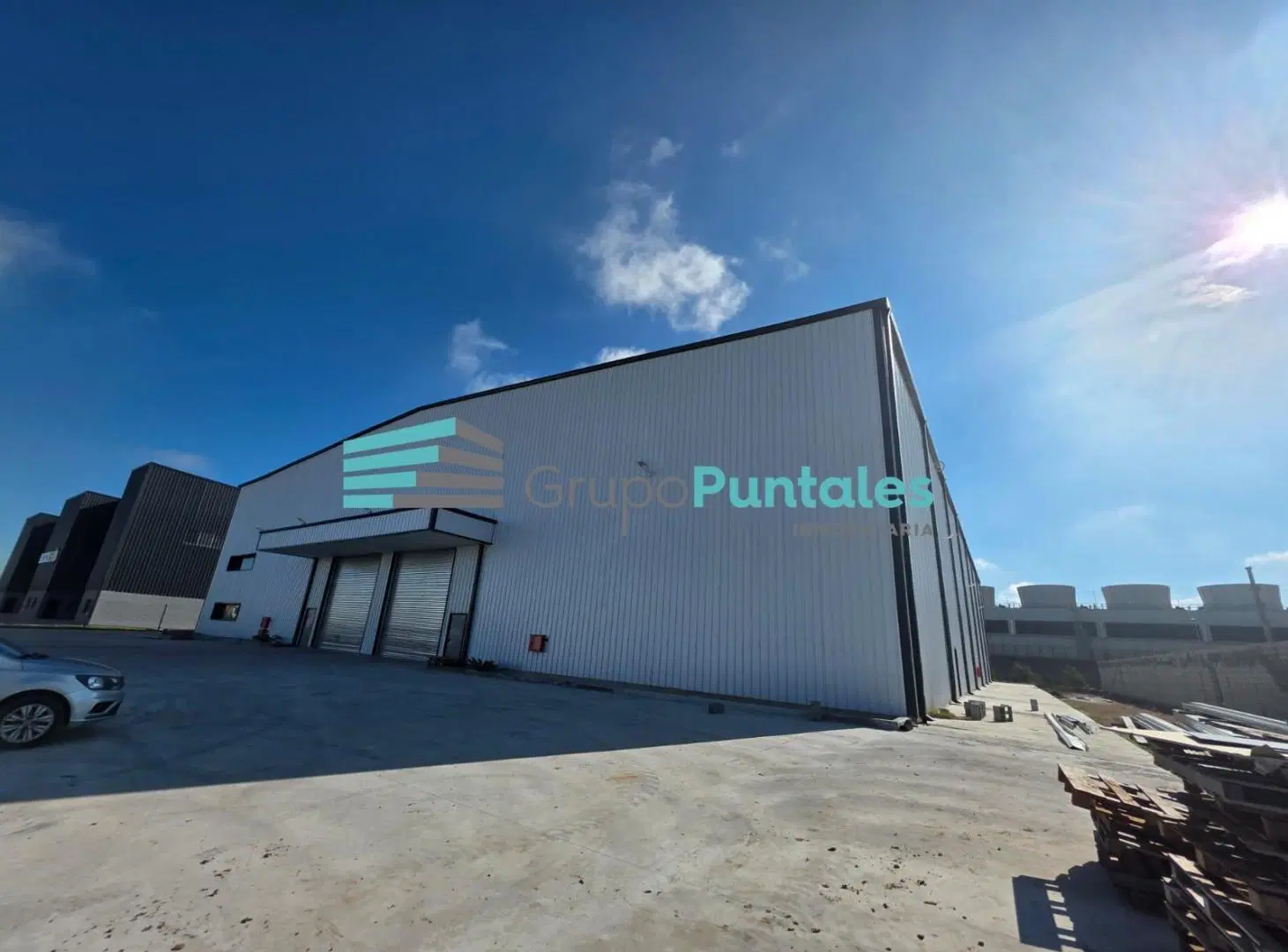 Nave Industrial a estrenar de 3000 m2 construídos, sobre lote de 5000 m2 en Carlos Spegazzini 2