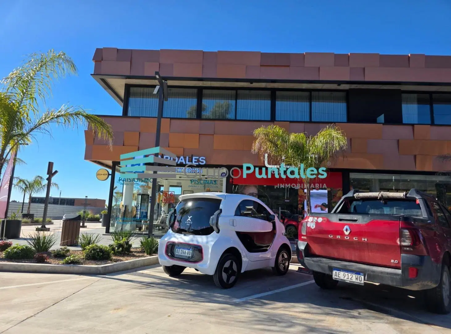 Local 39 m2 en esquina en alquiler Canning Complejo ViaVento sobre Sargento Cabral 5
