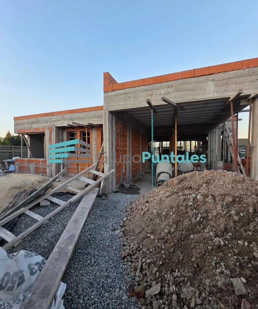 Casa en Canning Chico en una planta entrega terminada Septiembre 26 6