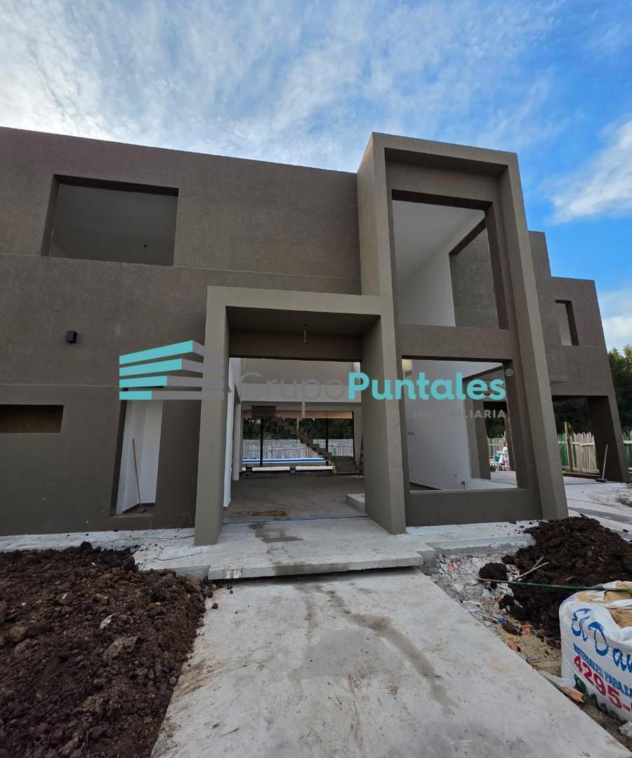 Foto de Casa a estrenar en Lagos de Canning 1 con amplio lote y piscina, imagen 2