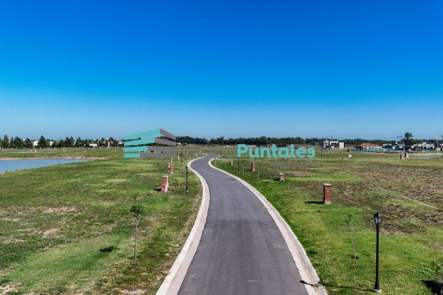 Foto de Lote Terreno a la laguna en Barrio San Roque Canning Village, juntos o, imagen 1