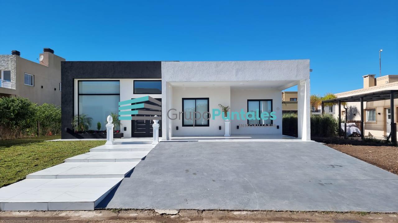 Foto de Casa en una planta en Barrio Lagos de Canning, amoblada y con piscina, imagen 1