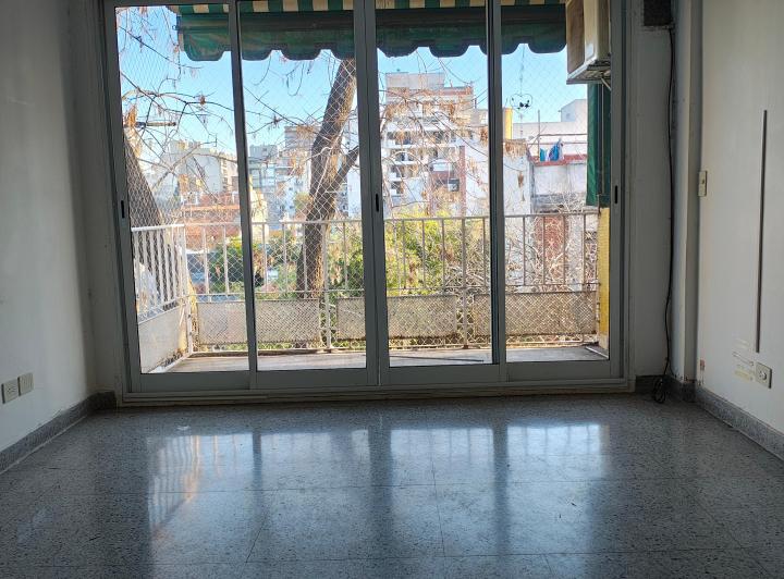 Departamento 4 ambientes al frente en zona DOHO 4