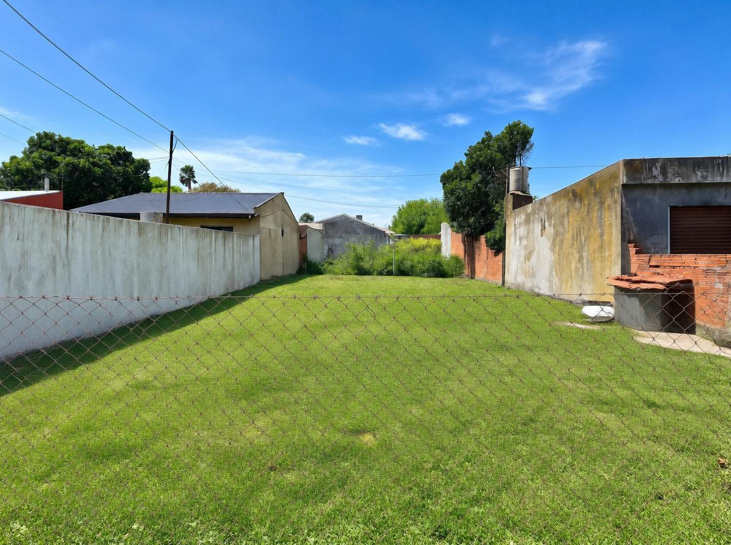 Foto de LOTE TERRENO LOS PINARES, imagen 1