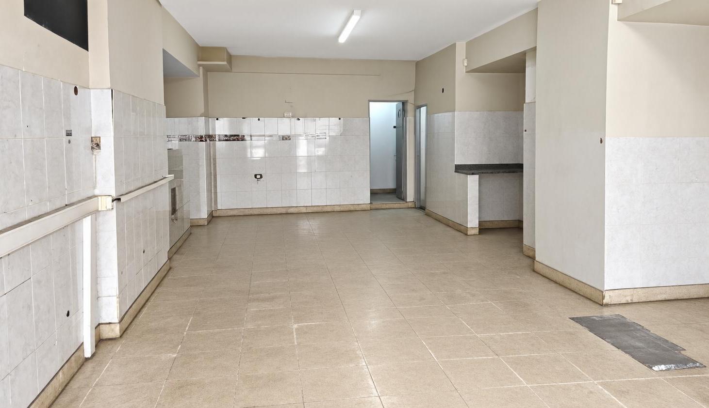 Foto de VENTA DE LOCAL BROWN AL 1700, imagen 4