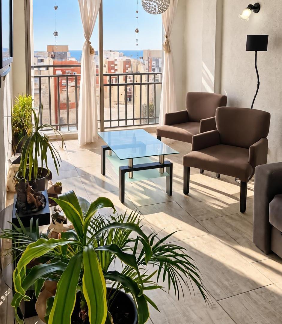 Foto de AMBIENTE Y MEDIO CON BALCÓN VISTA AL MAR, imagen 5