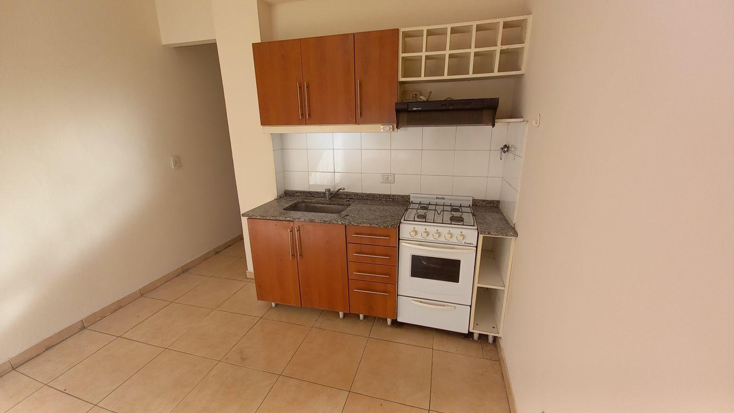 Foto de DPTO TIPO CASA 2 AMB EN 1º PISO C/BALCON, imagen 3