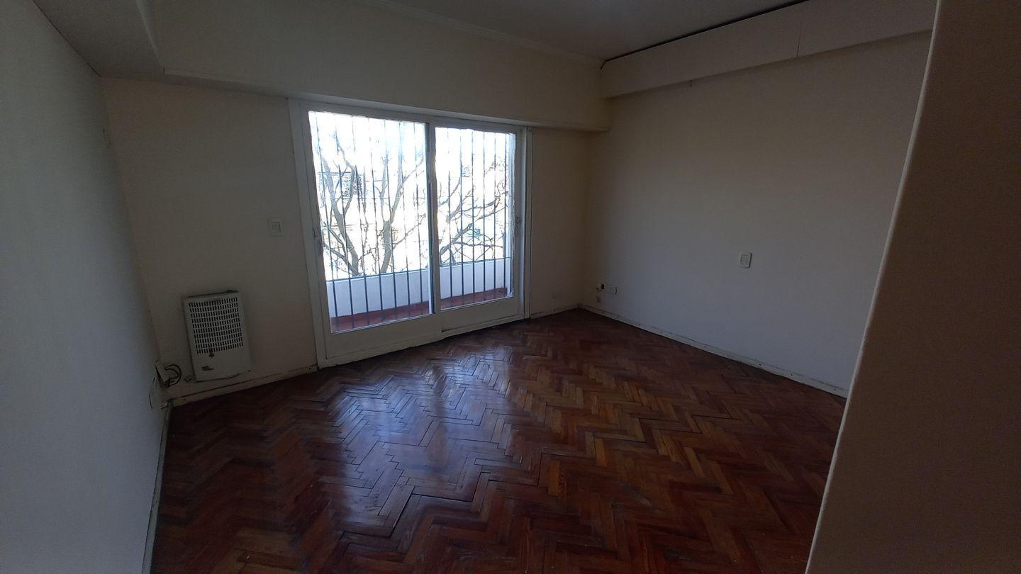 Foto de DPTO TIPO CASA 2 AMB EN 1º PISO C/BALCON, imagen 4