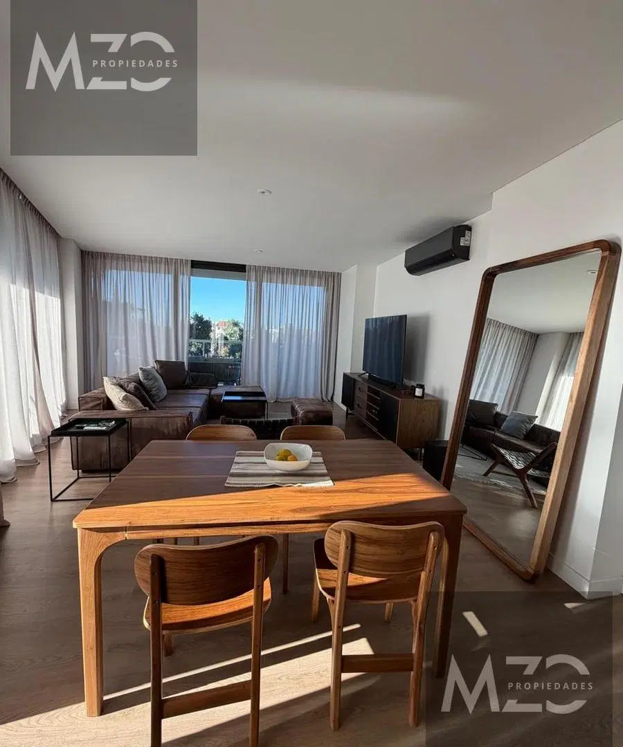 Departamento 3 ambientes en venta en La Lucila con Cochera y Baulera 4