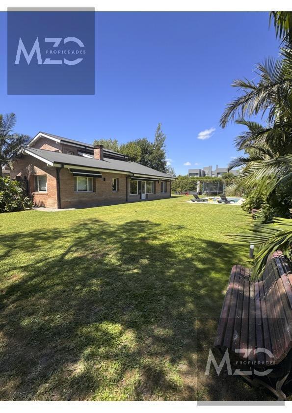 Foto de Casa en Alquiler o venta en Barrio Cerrado Santa Barbara, imagen 2