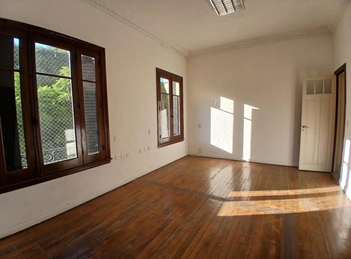 Departamento en  Alquiler 5 amb. Frente 3