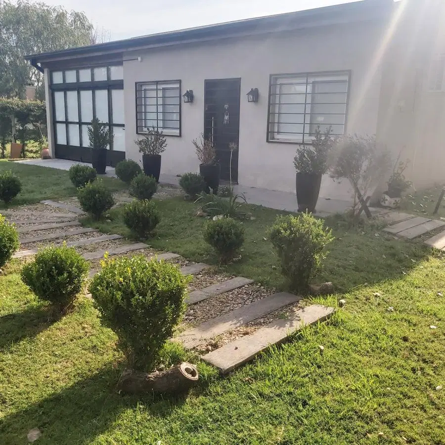 Alquiler Amoblada permanente $600.000 MENS  con  seg de caucion 5
