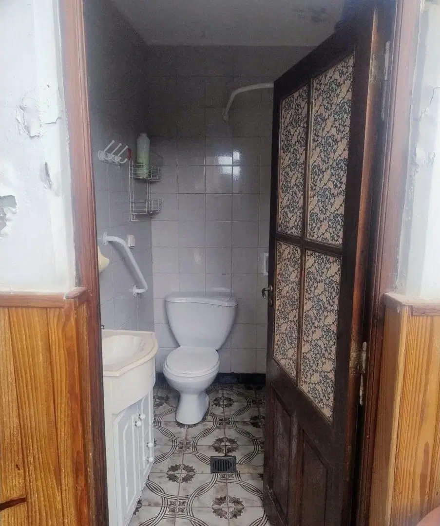 PH en planta baja cerca de todo , unico Sin expensas!!! 2