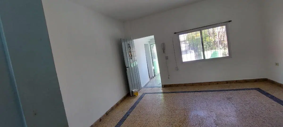 PH DEPTO  MUY BIEN UBICADO RECICLADO      MUY LUMINOSO  -  SE ESCUCHAN PROPUESTAS !!!!! 3