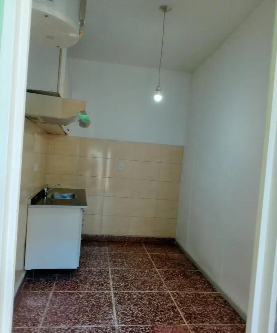 PH DEPTO  MUY BIEN UBICADO RECICLADO      MUY LUMINOSO  -  SE ESCUCHAN PROPUESTAS !!!!! 4
