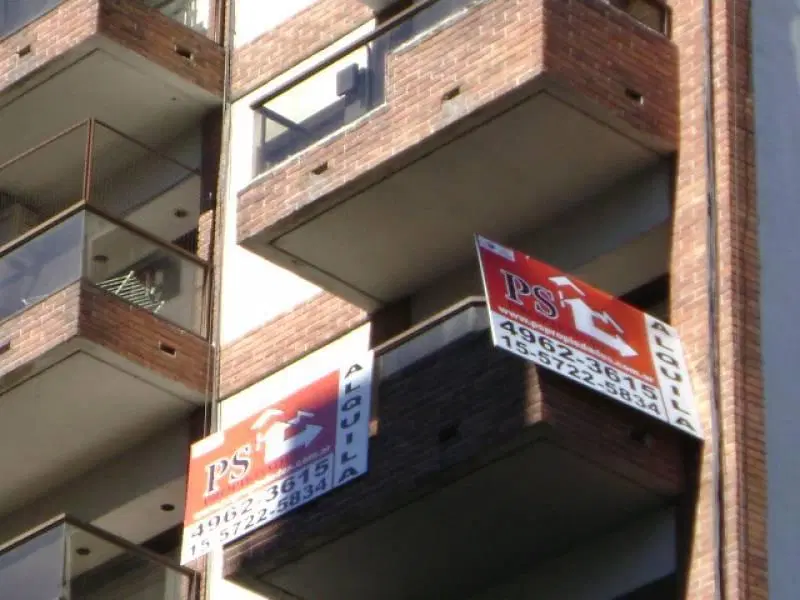 Alquiler Monoamb. HERMOSOO !!! balcon amplio al frente $ 600.000 con seg de caucion 1