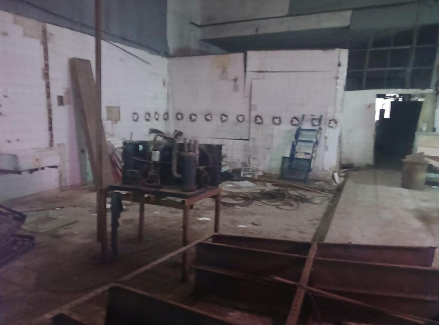 Foto de Local C 12 metros de Frente a refaccionar 600 m2 cubierto en planta baja, imagen 2