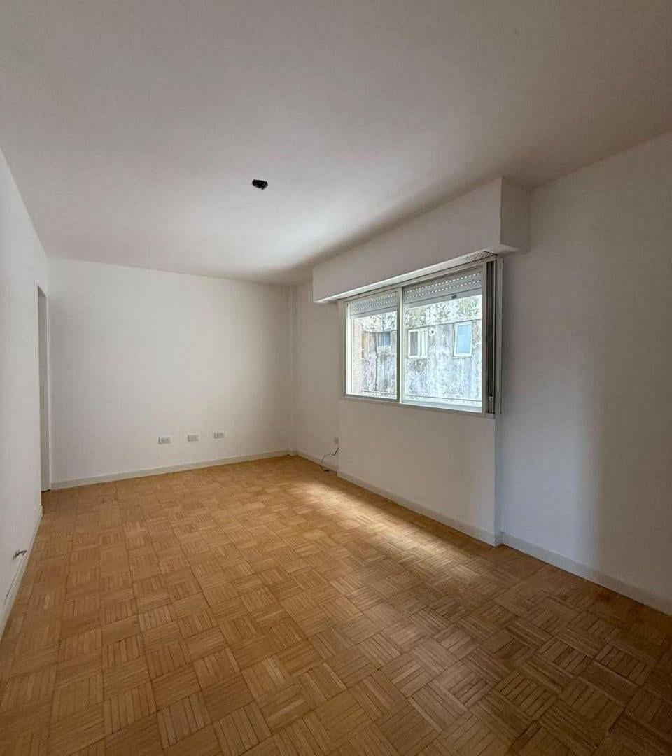 Foto de Dpto 2 Dormitorios, impecable estado y distribución, baño completo +, imagen 2